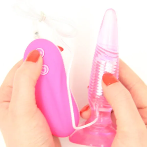 TWISTER VIBRATING BUTT PLUG