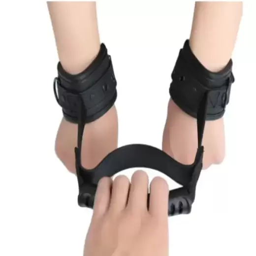 PU Leather Handcuffs With Traction Handle Fetish For Woman Couples